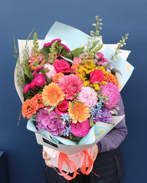 Bouquet | Happy Hour