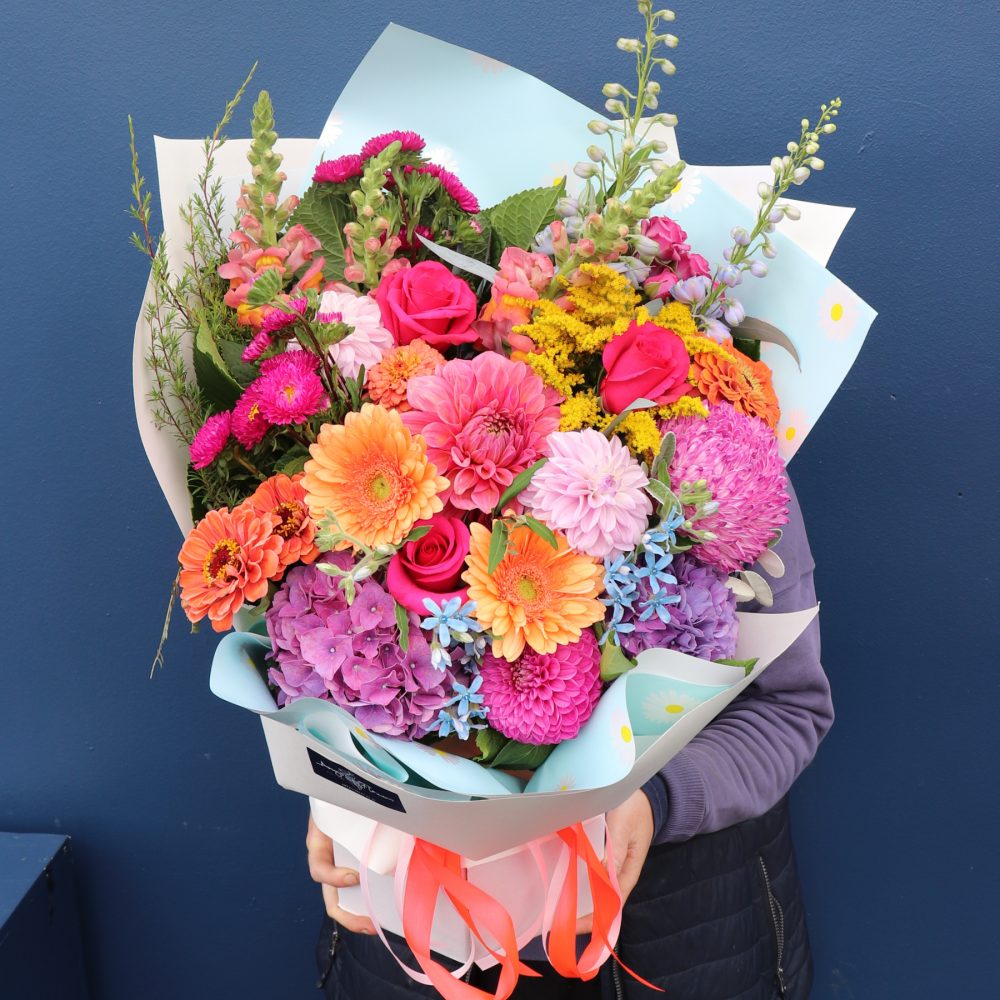 Bouquet | Happy Hour